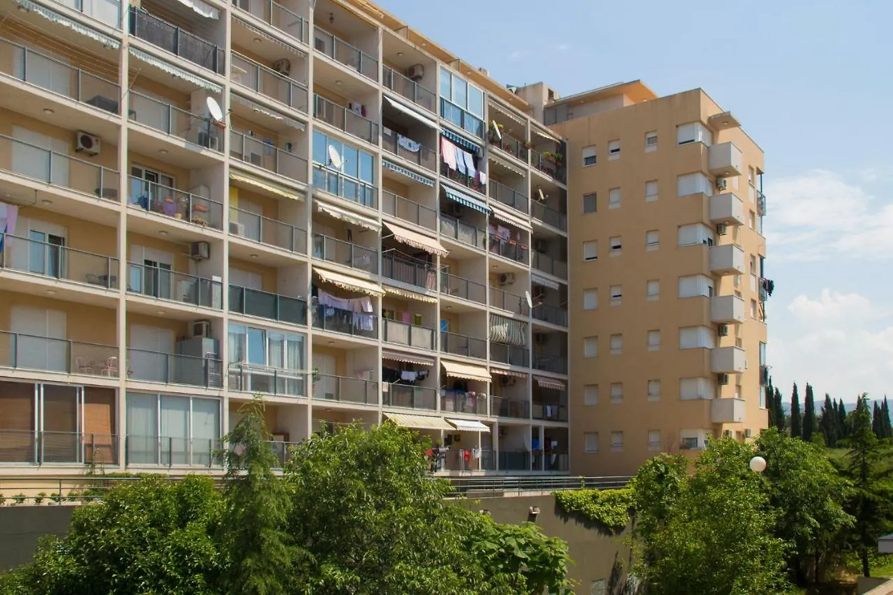 Spacious Apartment Smile With Terrace And Secure Garage Split