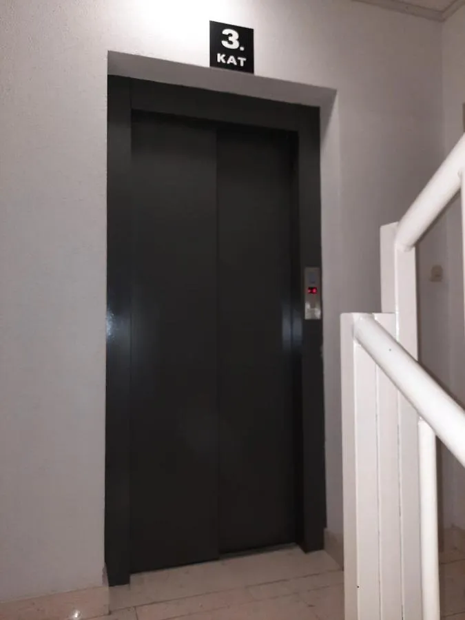 Spacious Apartment Smile With Terrace And Secure Garage Split