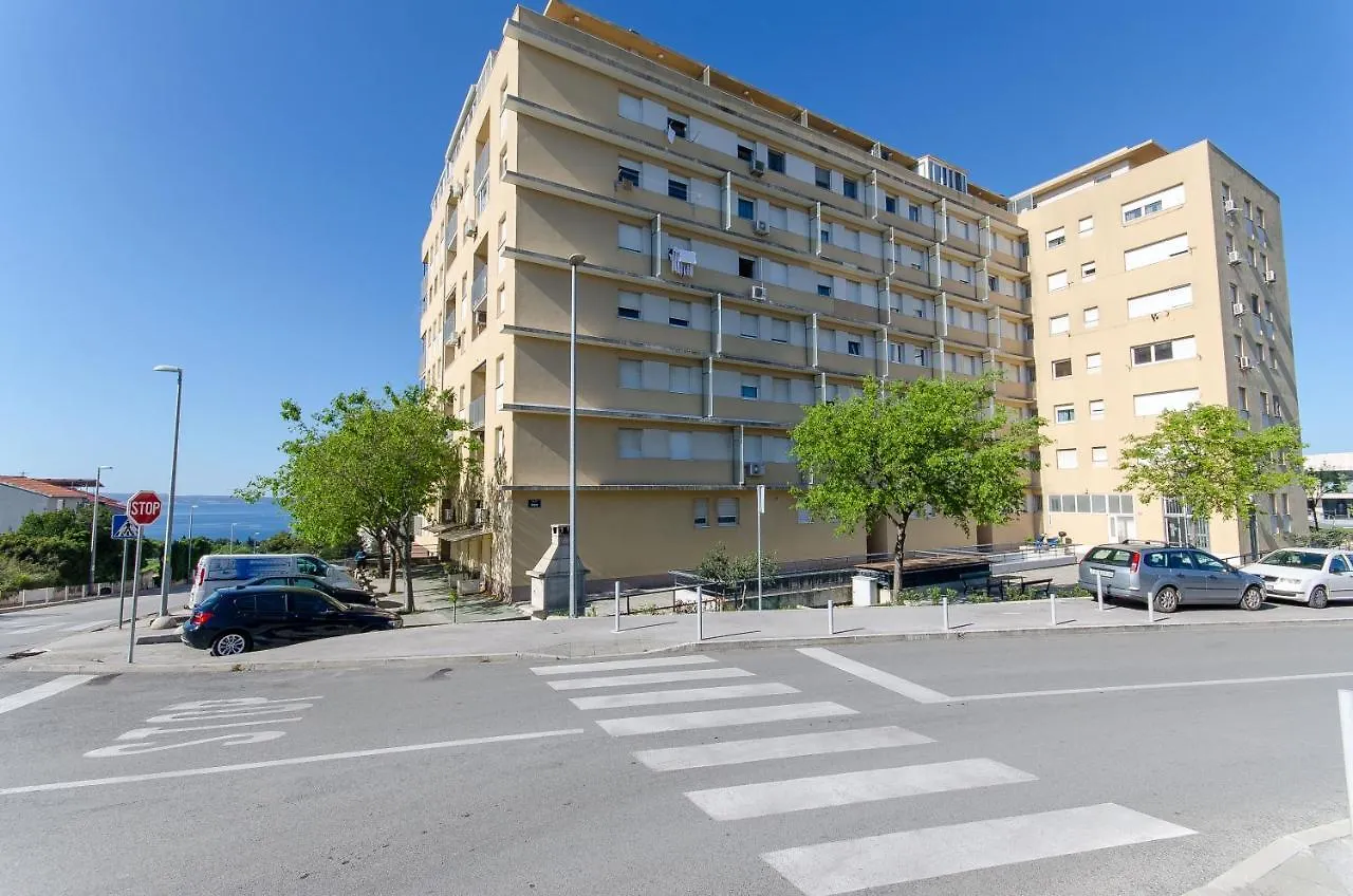 Spacious Apartment Smile With Terrace And Secure Garage Split 0*,  Croatia