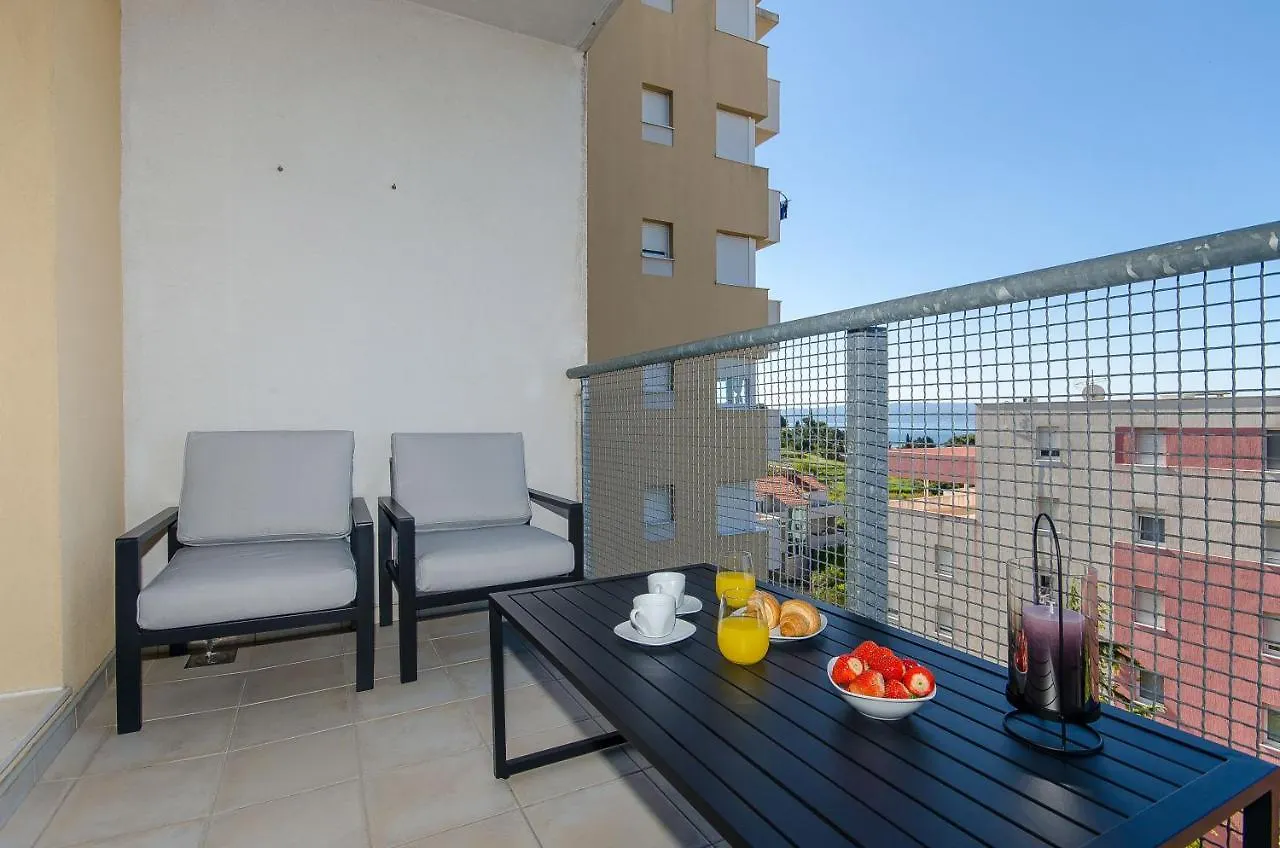 Spacious Apartment Smile With Terrace And Secure Garage Split